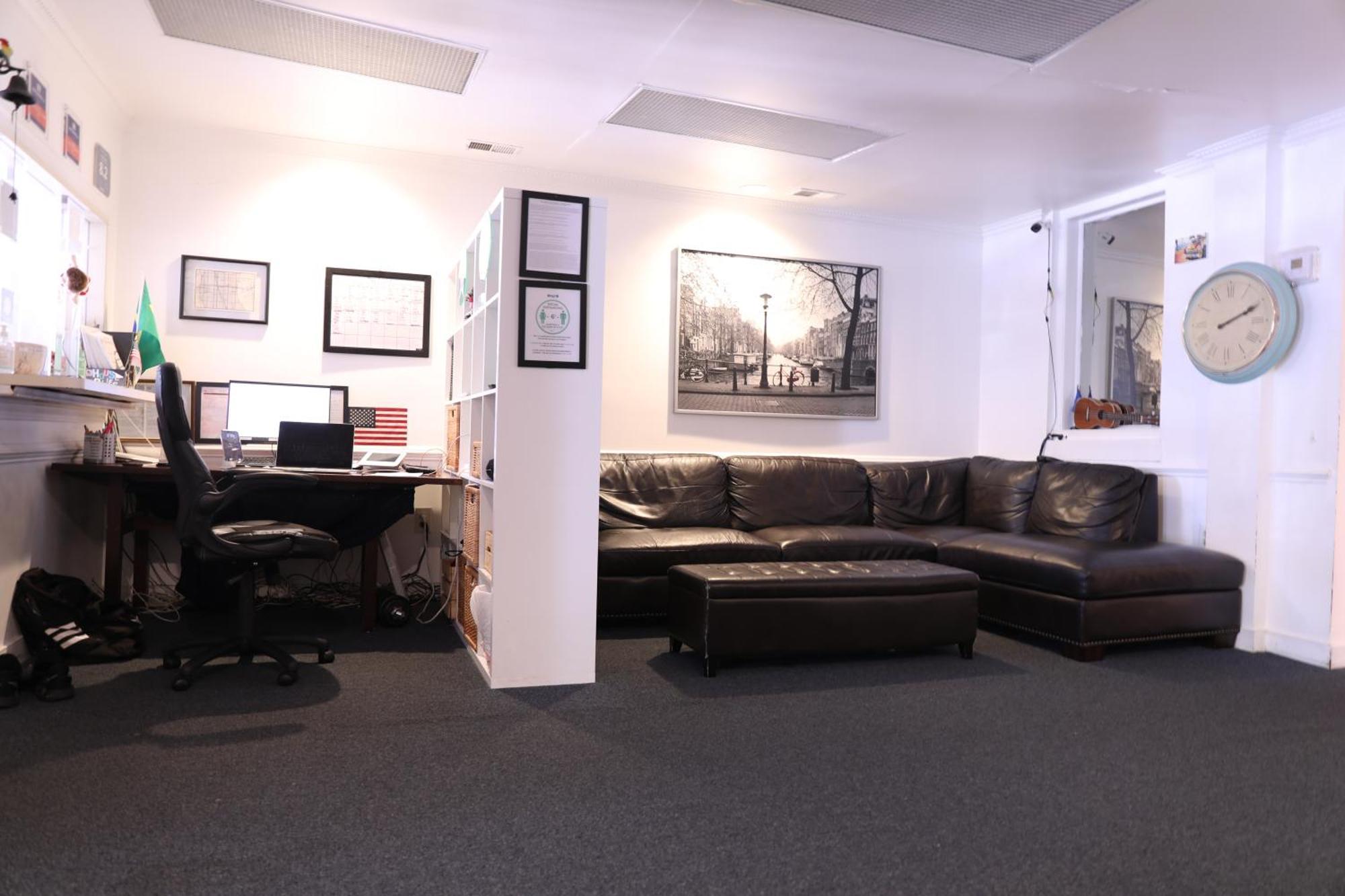 Duo Housing (Adults Only) Hostel