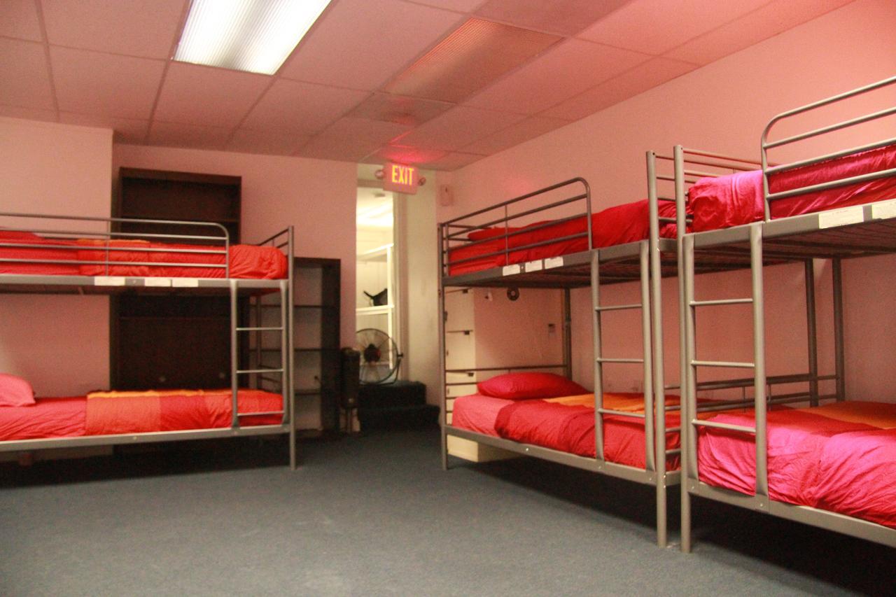 Duo Housing (Adults Only) Hostel